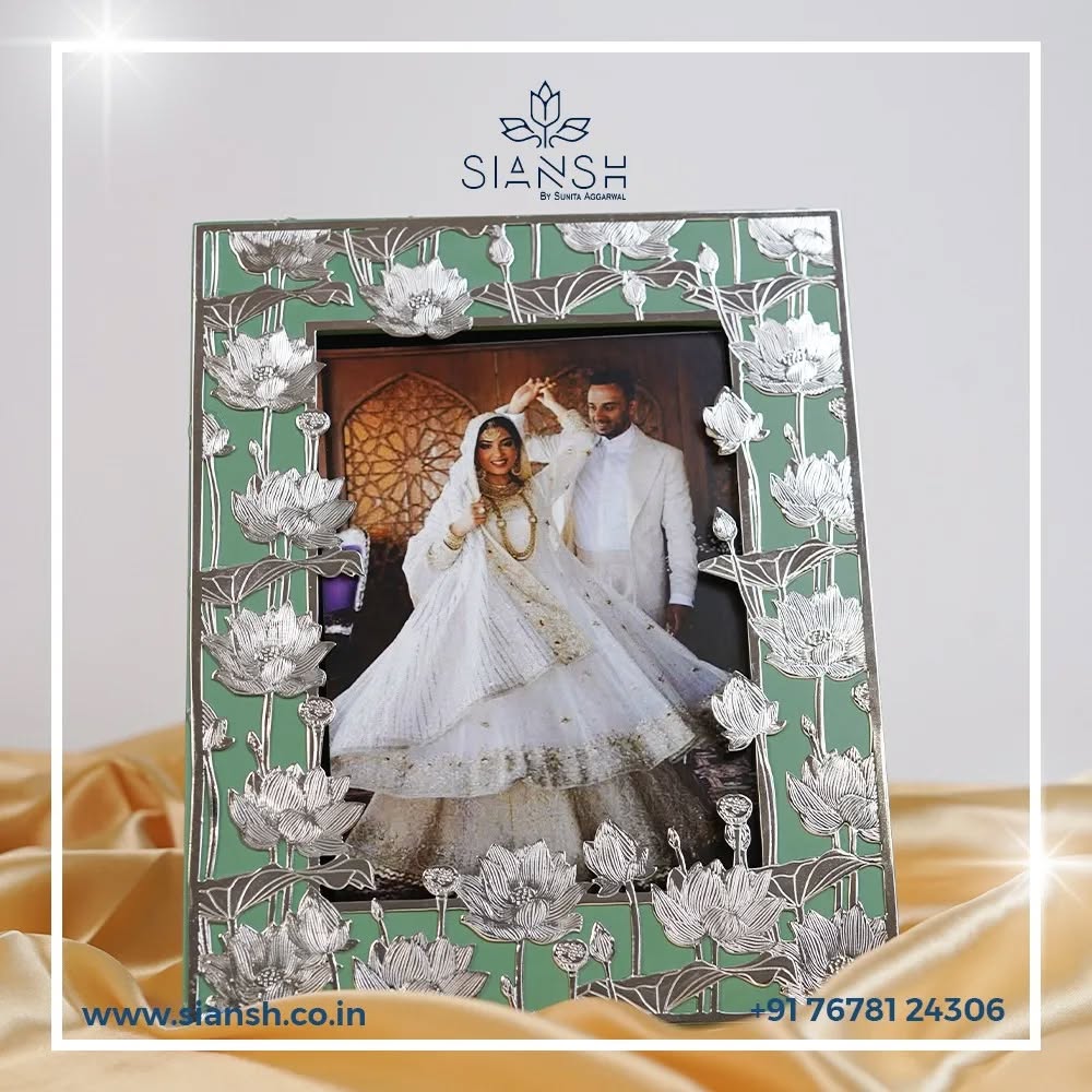 Elegant Silver-Plated Lotus Motif Photo Frame