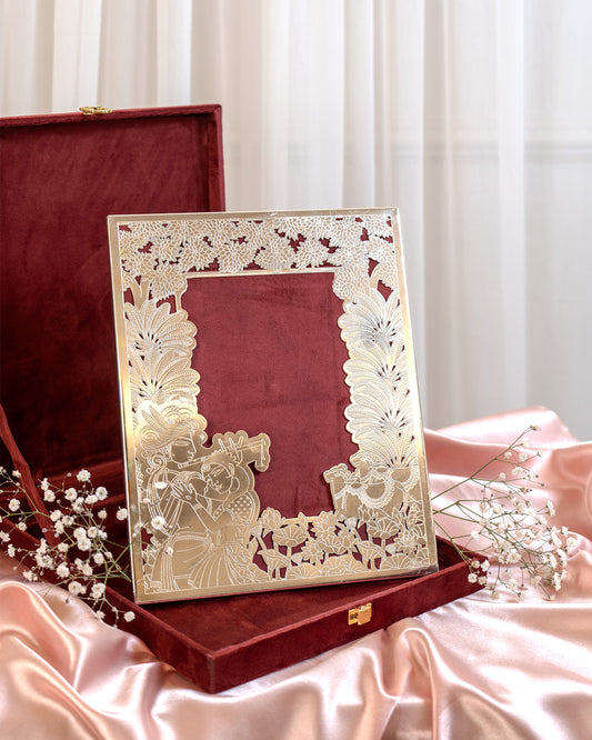 Silver-Plated Decorative Photo Frame – Wedding & Gift Keepsake