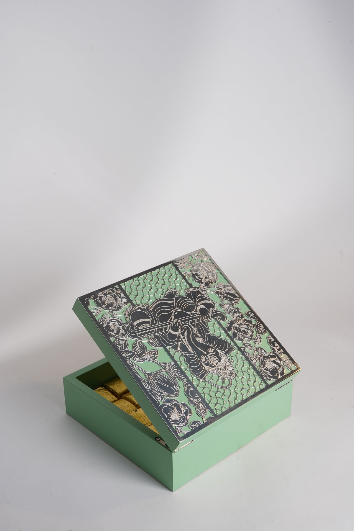 Silver-Plated Ganesha Etching Brass Box – 8x8 Multipurpose Decorative Gift Box | Swede Utility Packing